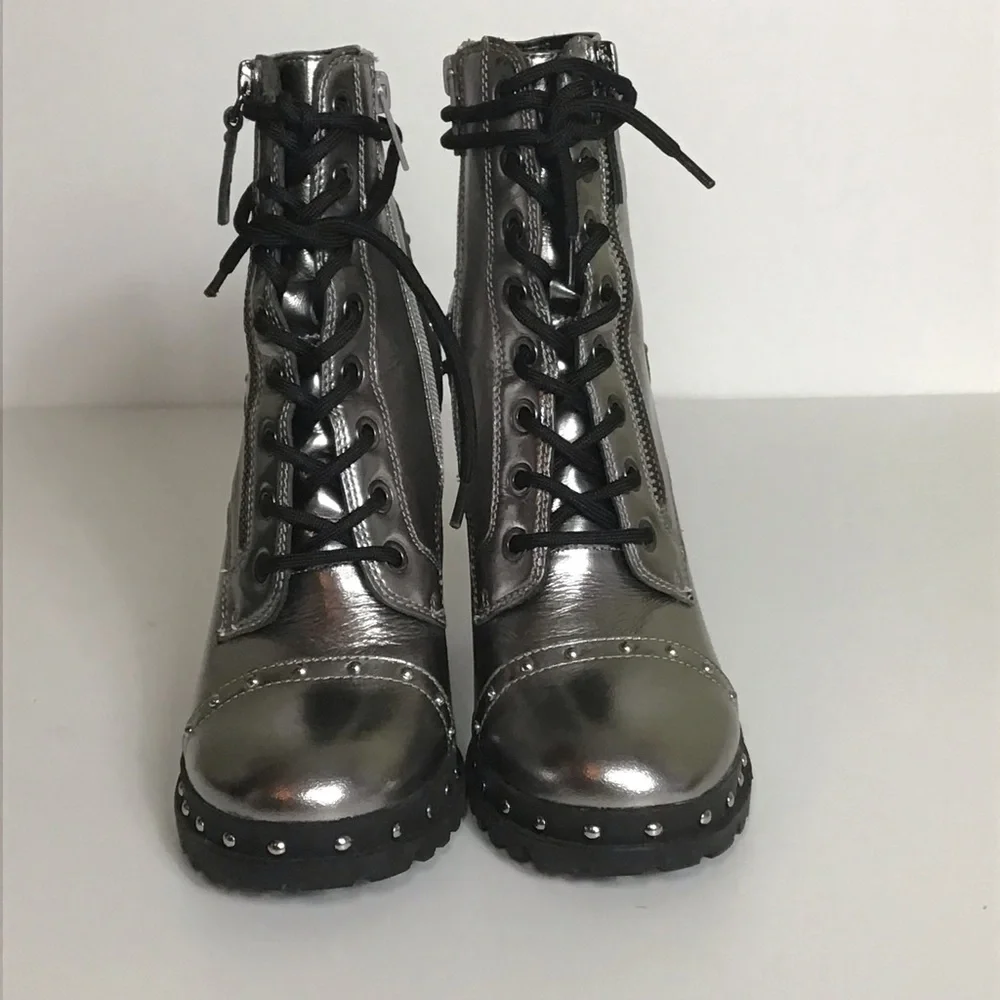 ALDO Silver Metallic Lace Up Military Leather Ankle Boots Isidro Sz 6/36 EU EUC